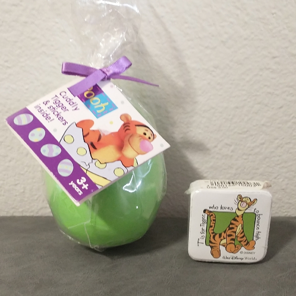Disney Tigger Cuddly Toy with Stickers - Green